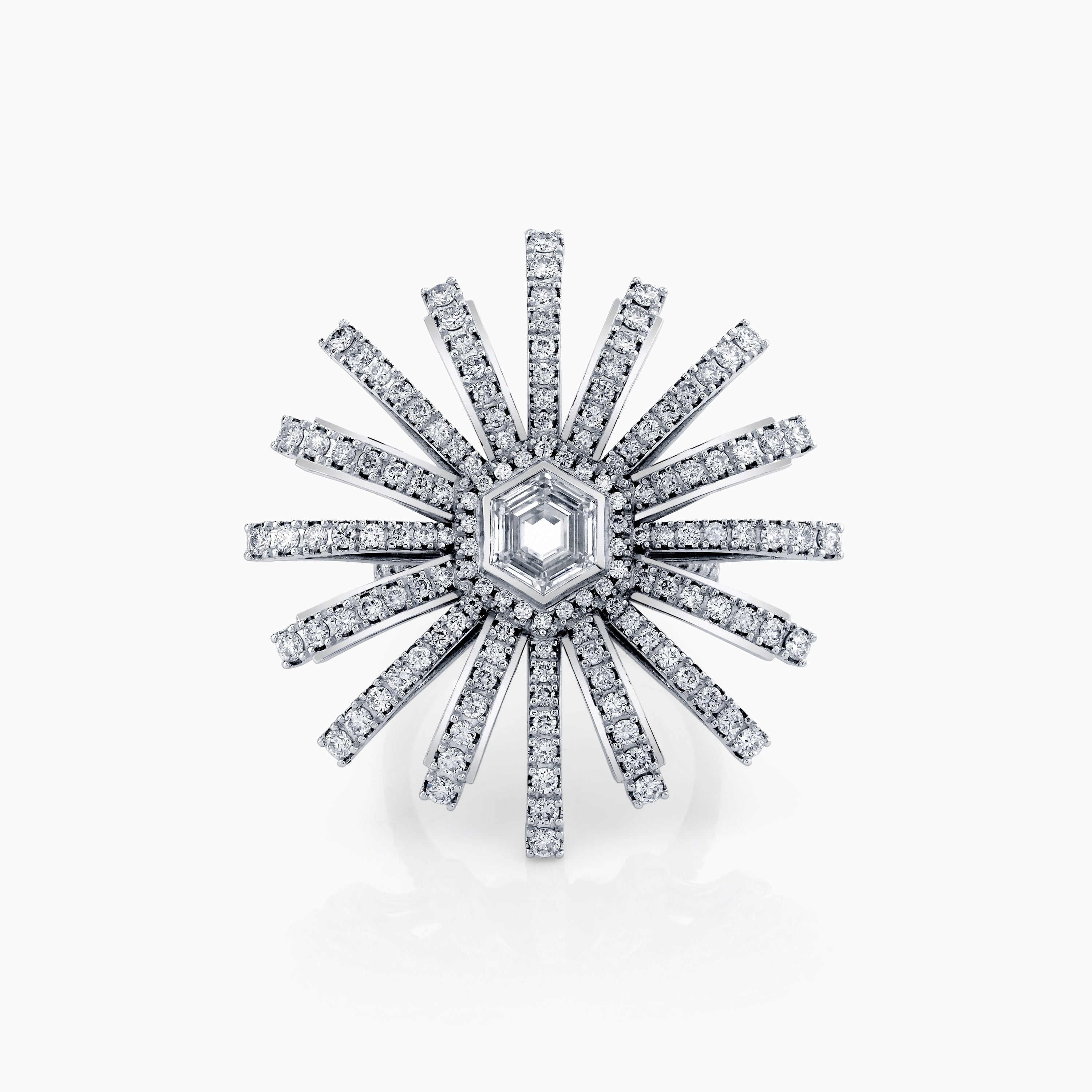 Diamond Fashion Diamond With Hexagon Center