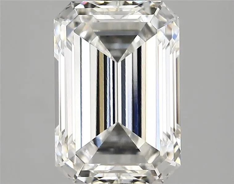 4.31ct Emerald Lab Grown Diamond (Colour G, Clarity VVS2, IGI Certified)