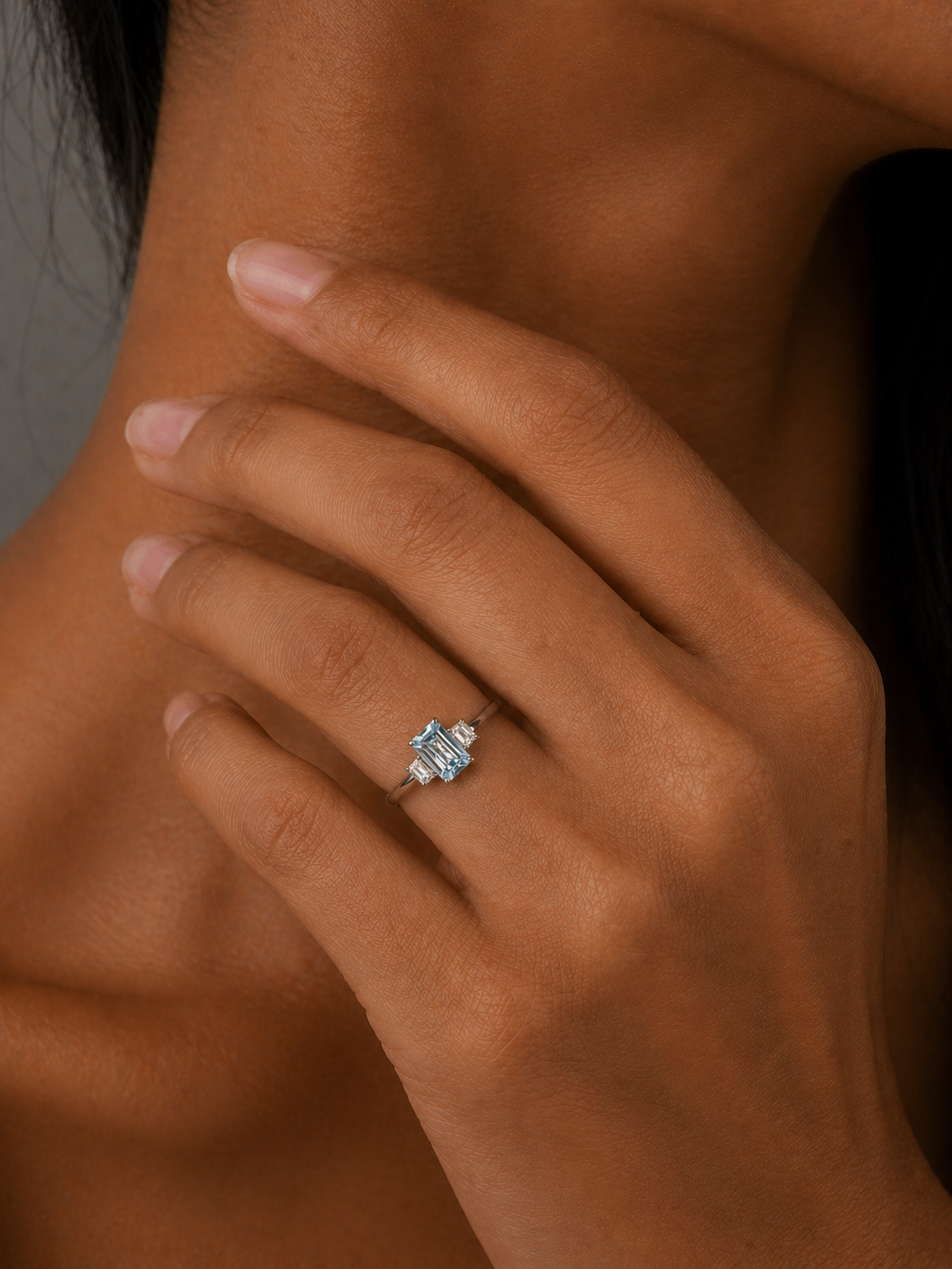 White Gold Aquamarine and Diamond RIng