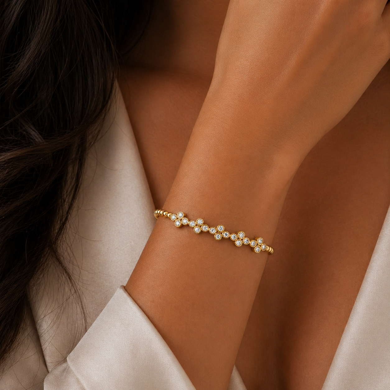 Yellow Gold Diamond Clover Bangle