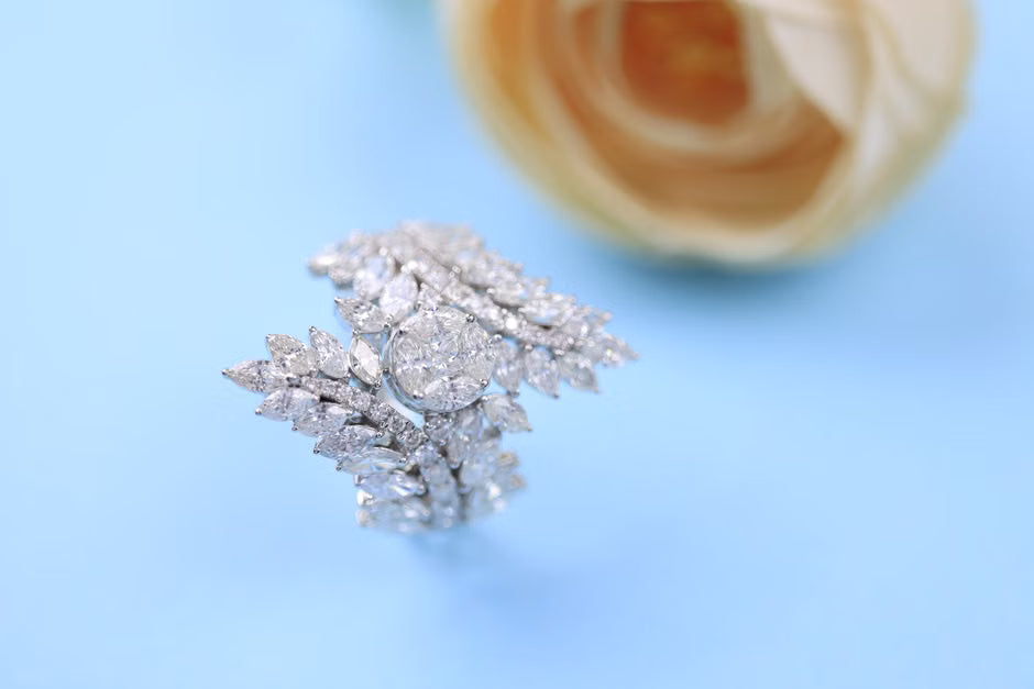 The Rising Trend of Wearing a 4 Carat Wedding Ring