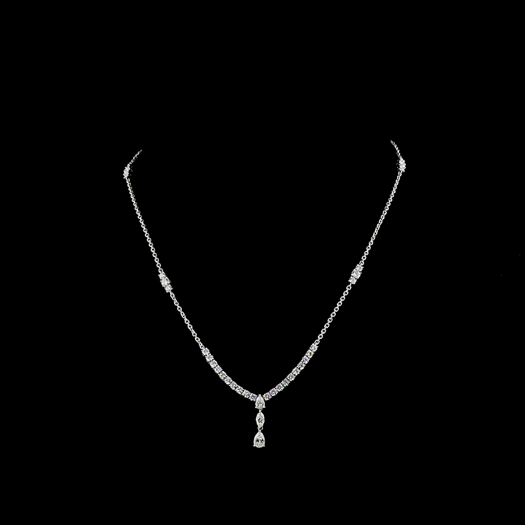 Lab-Grown Diamond Necklaces