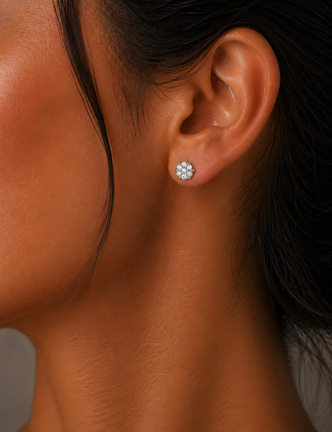 White Gold Diamond Flower Earrings